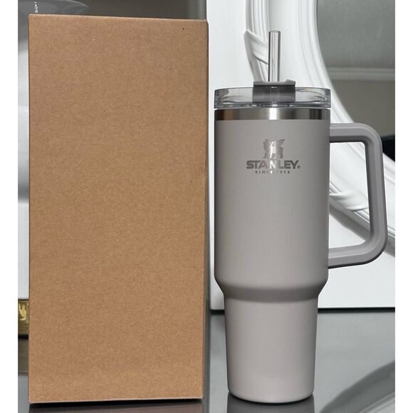 Stanley Adventure Quencher 40oz Stainless Steel Tumbler- ASH - Picture 2 of 6